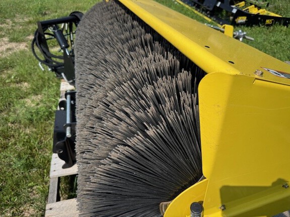 2021 John Deere 1025R Tractor Compact