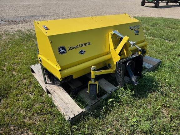2021 John Deere 1025R Tractor Compact