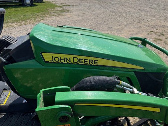 2021 John Deere 1025R Tractor Compact