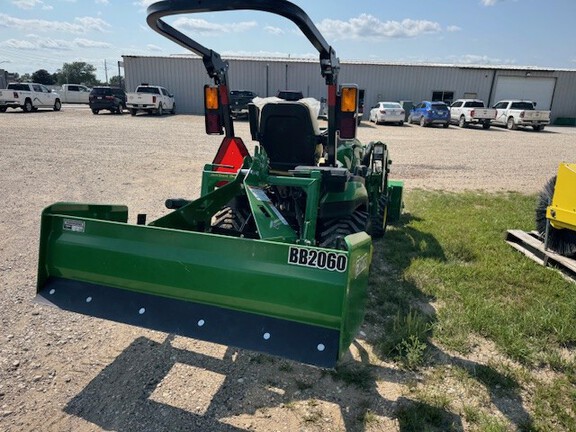 2021 John Deere 1025R Tractor Compact