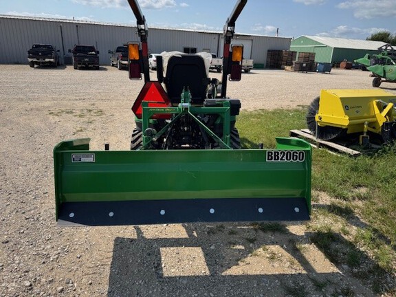 2021 John Deere 1025R Tractor Compact
