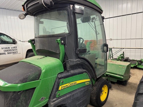 2022 John Deere 1575 Mower/Front Deck
