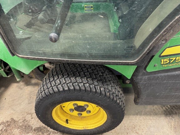 2022 John Deere 1575 Mower/Front Deck