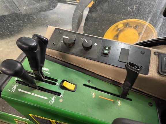 2022 John Deere 1575 Mower/Front Deck