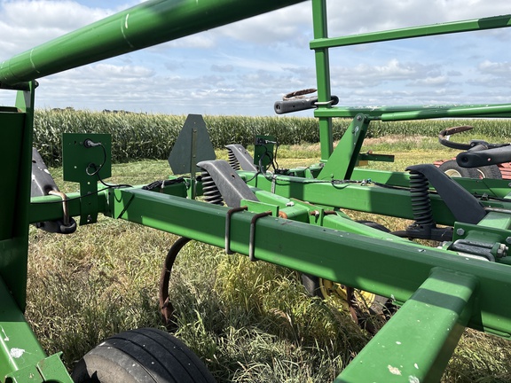 2011 John Deere 2410 Chisel Plow
