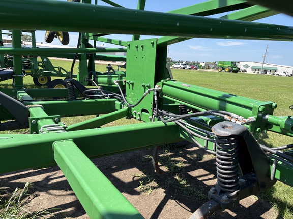 2011 John Deere 2410 Chisel Plow