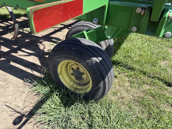 2011 John Deere 2410 Chisel Plow