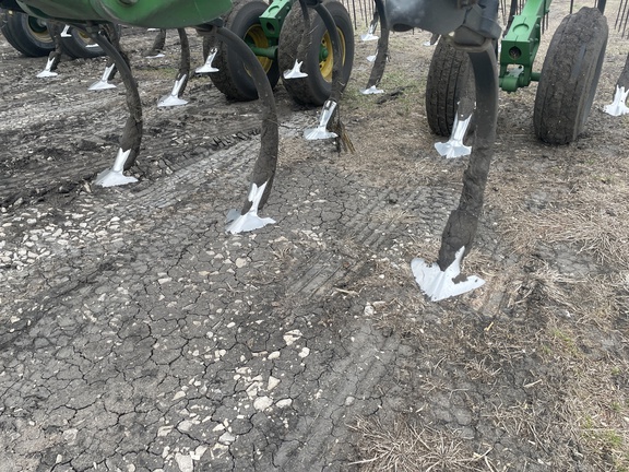 2008 John Deere 2210 Field Cultivator