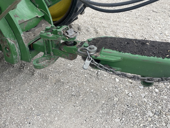 2008 John Deere 2210 Field Cultivator