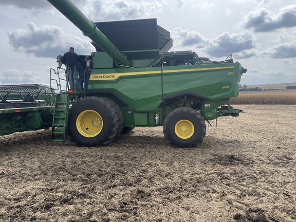 2025 John Deere S7 800 Combine