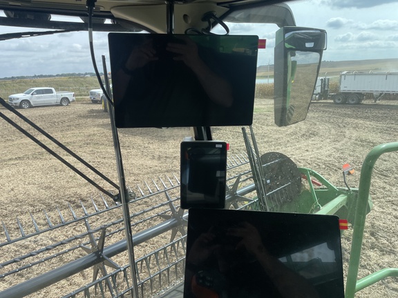 2025 John Deere S7 800 Combine