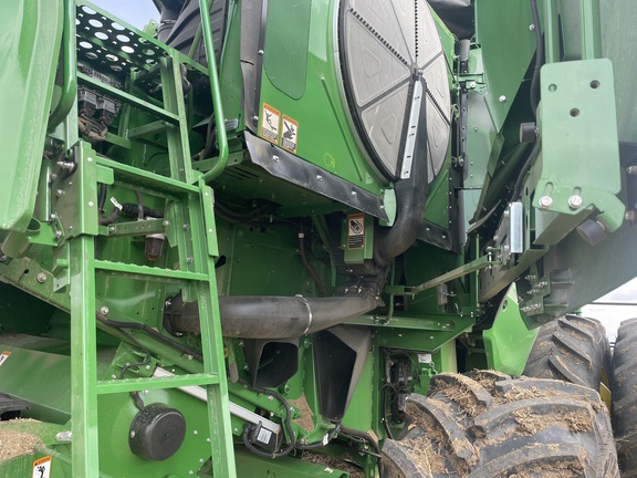 2025 John Deere S7 800 Combine
