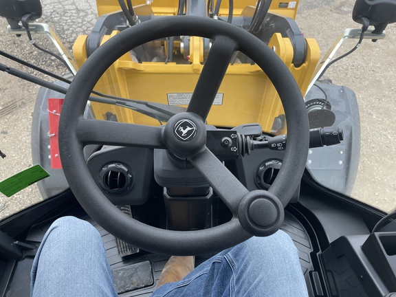 2026 John Deere 324 P Compact Utility Loader