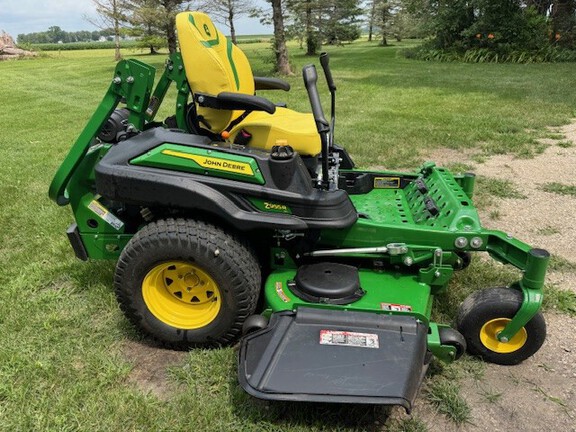 2025 John Deere Z955R EFI Mower/Zero Turn