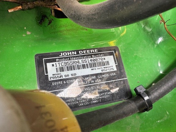 2025 John Deere Z955R EFI Mower/Zero Turn