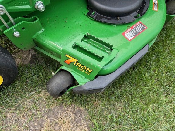 2025 John Deere Z955R EFI Mower/Zero Turn