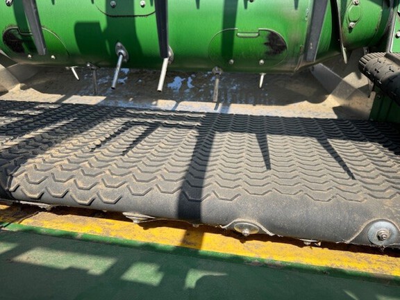2023 John Deere RD40F Header Combine