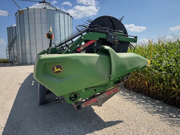 2023 John Deere RD40F Header Combine