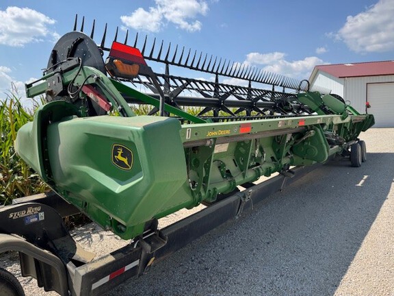 2023 John Deere RD40F Header Combine