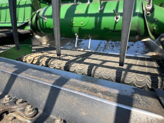 2023 John Deere RD40F Header Combine