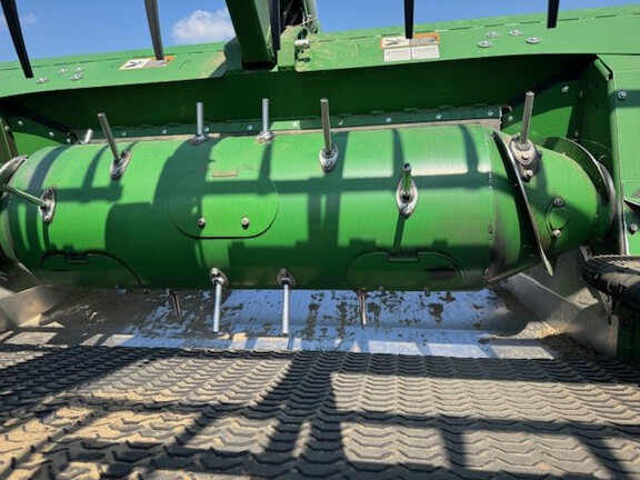 2023 John Deere RD40F Header Combine