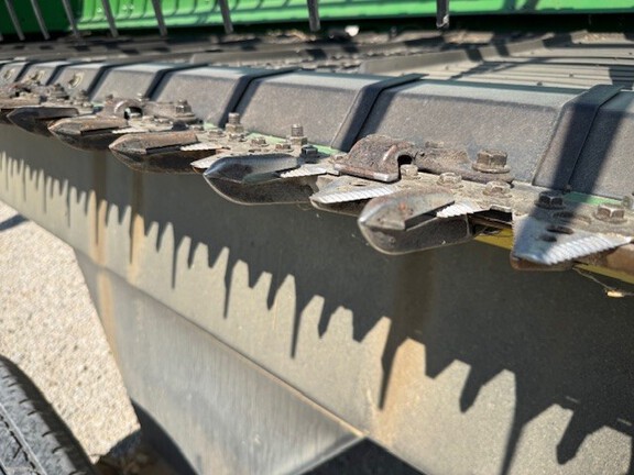 2023 John Deere RD40F Header Combine