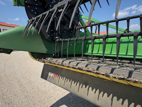2023 John Deere RD40F Header Combine