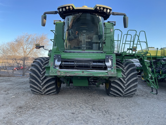 2024 John Deere X9 1000 Combine