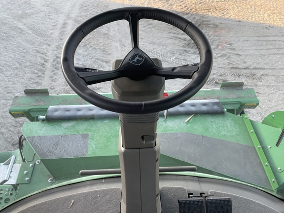 2024 John Deere X9 1000 Combine