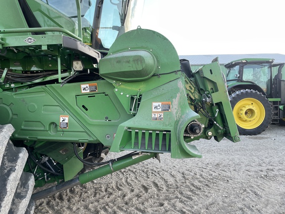 2024 John Deere X9 1000 Combine