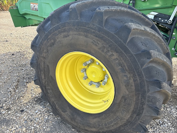 2022 John Deere X9 1000 Combine