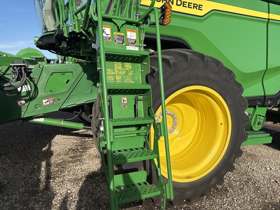 2022 John Deere X9 1000 Combine