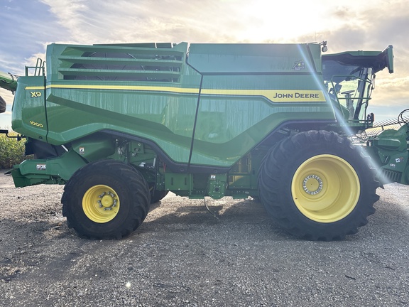 2022 John Deere X9 1000 Combine