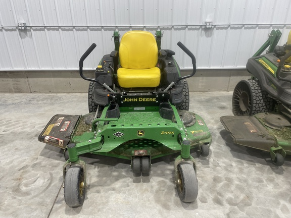 2019 John Deere Z915E Mower/Zero Turn