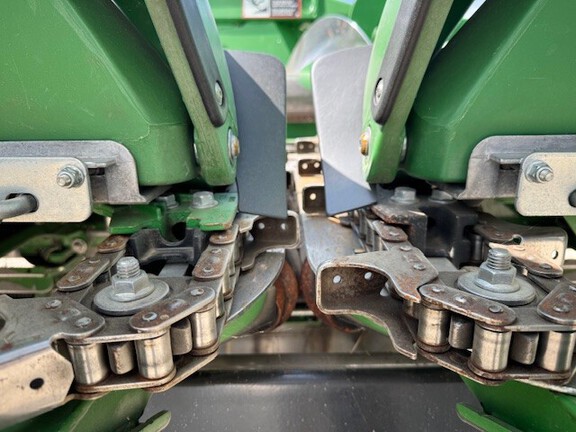 2022 John Deere C12F Header Corn Head