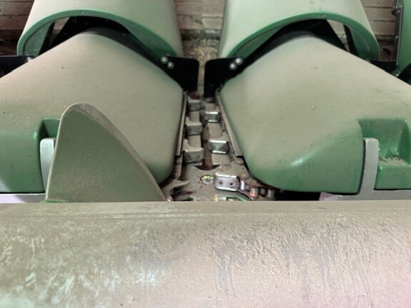 2022 John Deere C8F Header Corn Head