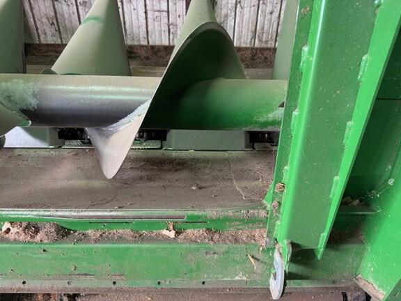 2022 John Deere C8F Header Corn Head