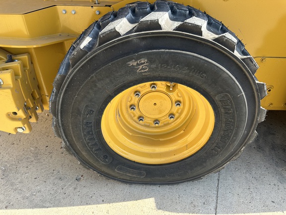 2023 John Deere 324G Skid Steer Loader