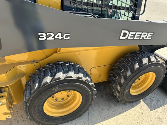 2023 John Deere 324G Skid Steer Loader