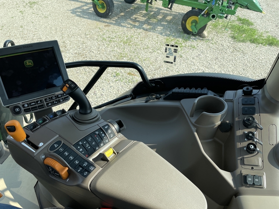 2023 John Deere 6R 175 Tractor