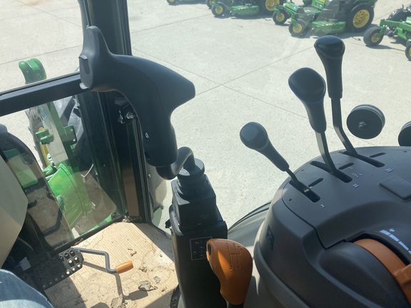 2023 John Deere 5090E Tractor