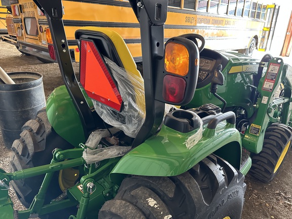 2023 John Deere 3033R Tractor Compact