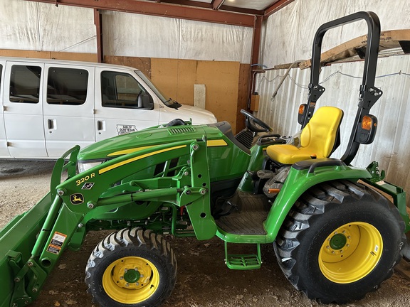 2023 John Deere 3033R Tractor Compact