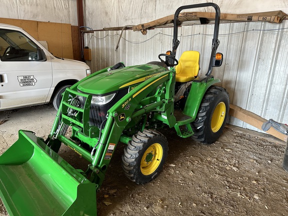 2023 John Deere 3033R Tractor Compact