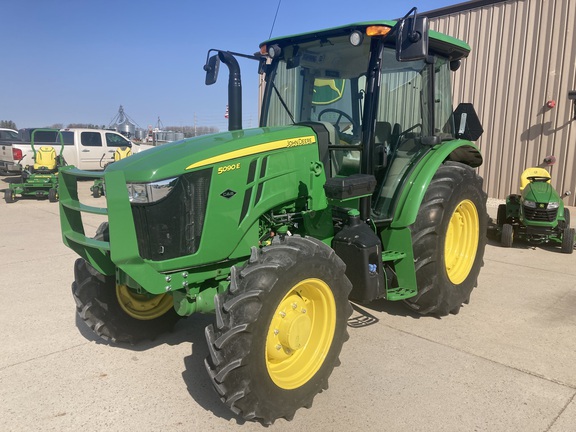 2023 John Deere 5090E Tractor