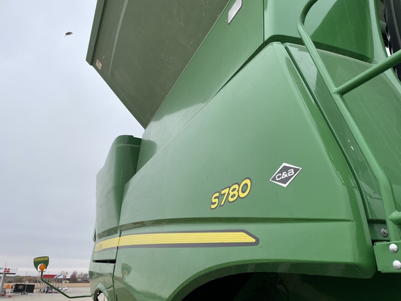 2020 John Deere S780 Combine