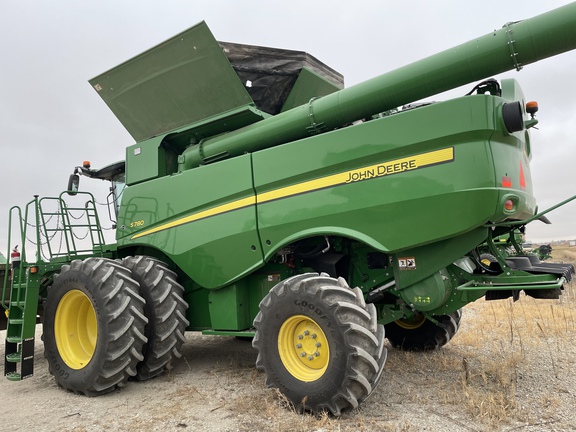 2020 John Deere S780 Combine