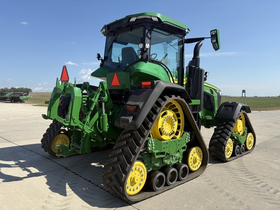 2023 John Deere 8RX 370 Tractor Rubber Track