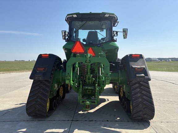 2023 John Deere 8RX 370 Tractor Rubber Track