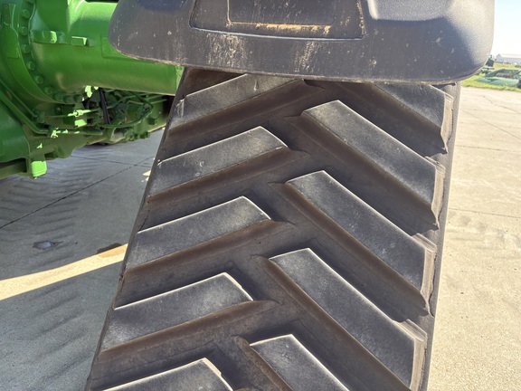 2023 John Deere 8RX 370 Tractor Rubber Track